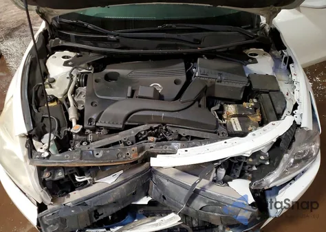 2015 Nissan Altima 2.5 из США, поврежденный, VIN 1N4AL3AP3FN386052